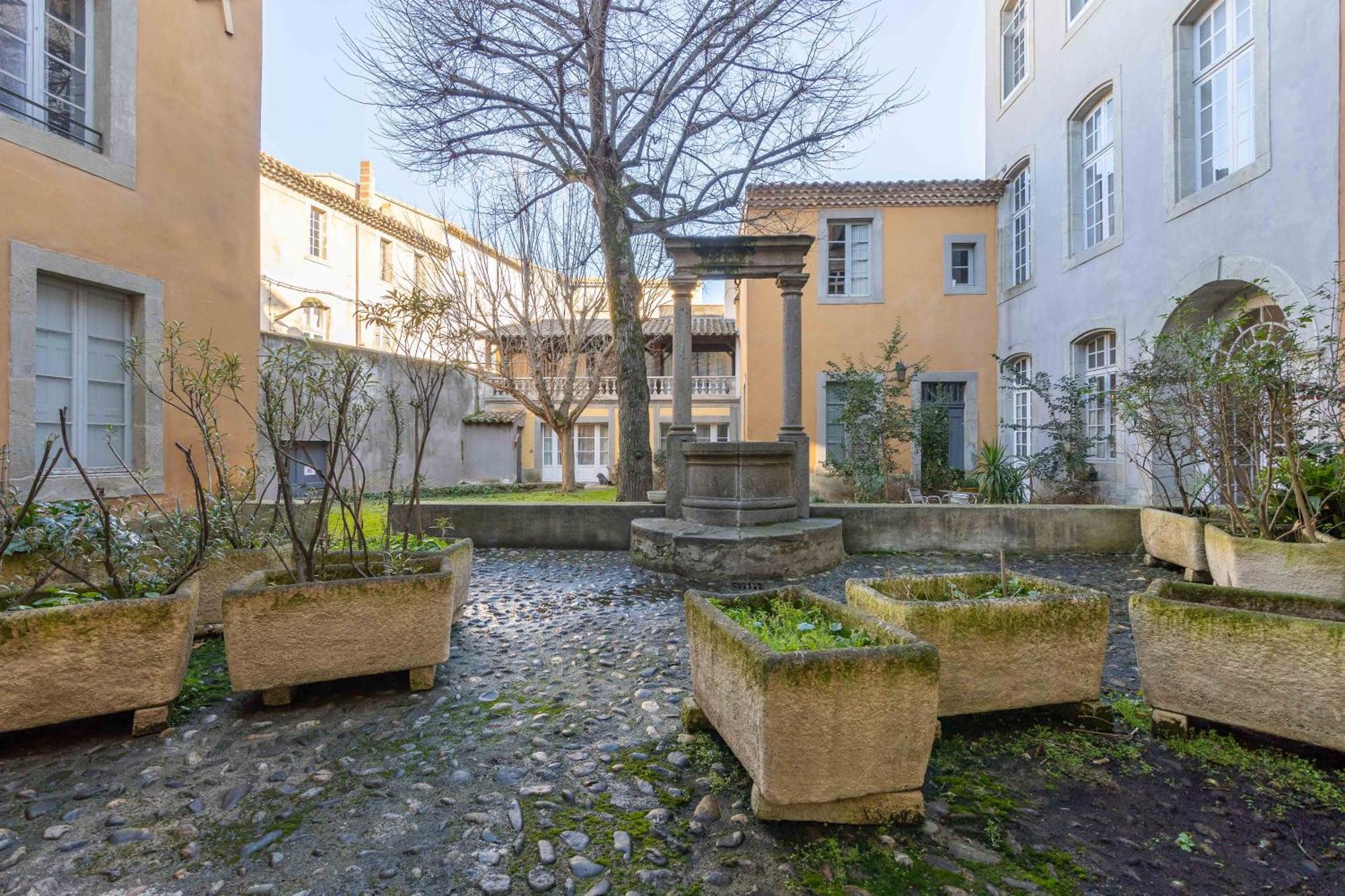 Bel Appartement Avec Cour Au Coeur De La Bastide Каркассон Экстерьер фото